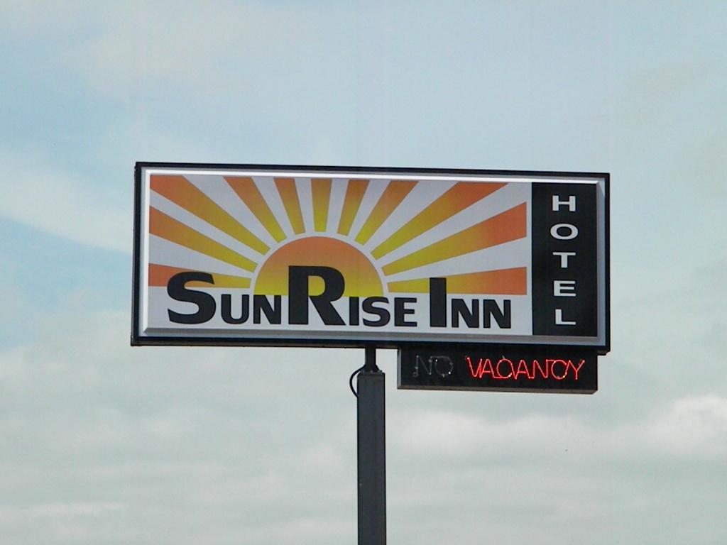 Sunrise Inn Hotel Mondovi Exteriör bild